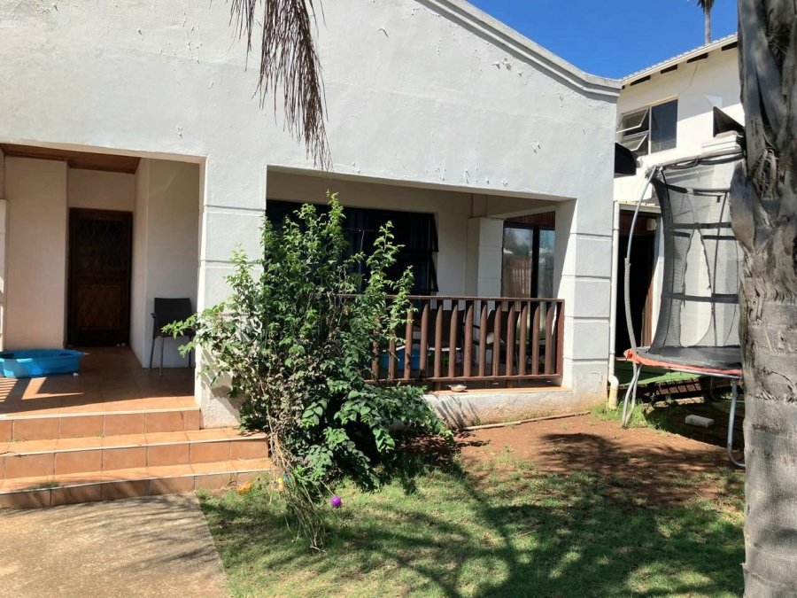 To Let 3 Bedroom Property for Rent in Levyvale Eastern Cape
